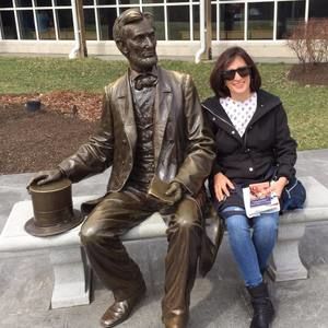 Meet your Posher, Monica